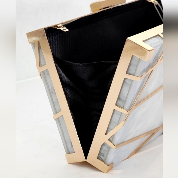 Firenze K Stunning Evening White Acrylic Gold Metal Frame Clutch - Picture 10 of 11